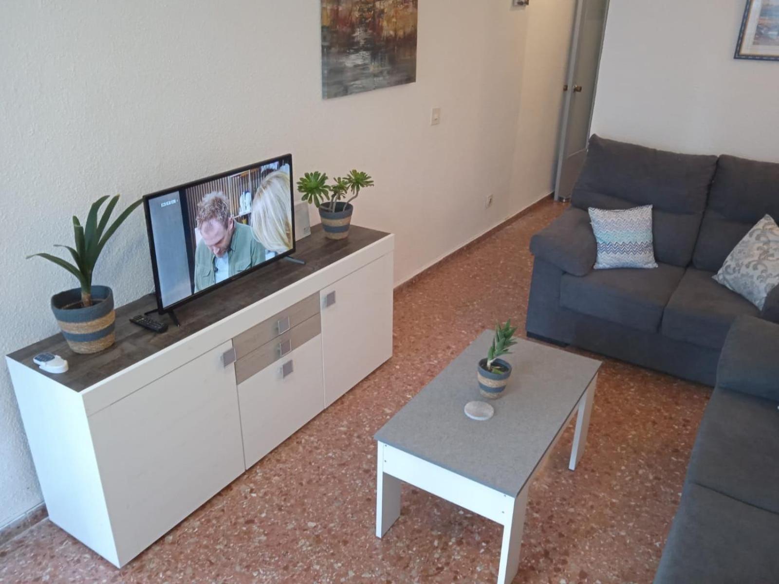 Edificio Gijon Newly Renovated Two-Bedroom Apartment Benidorm Extérieur photo